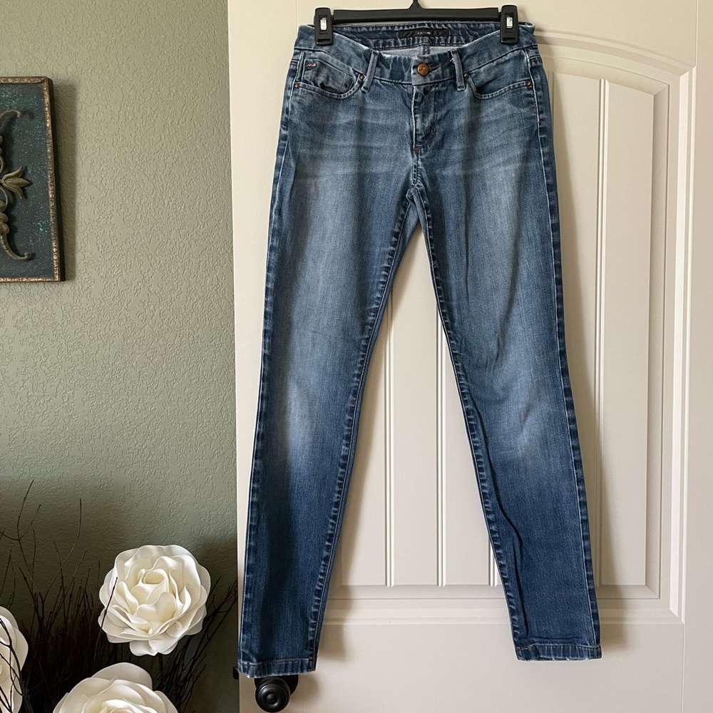 JOE’S JEANS - Chelsea fit blue jeans - GREAT CONDITION!